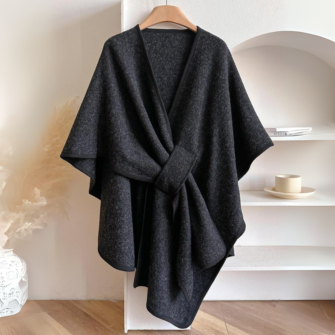 Auren Élise – Luxe Draped Fleece Shawl