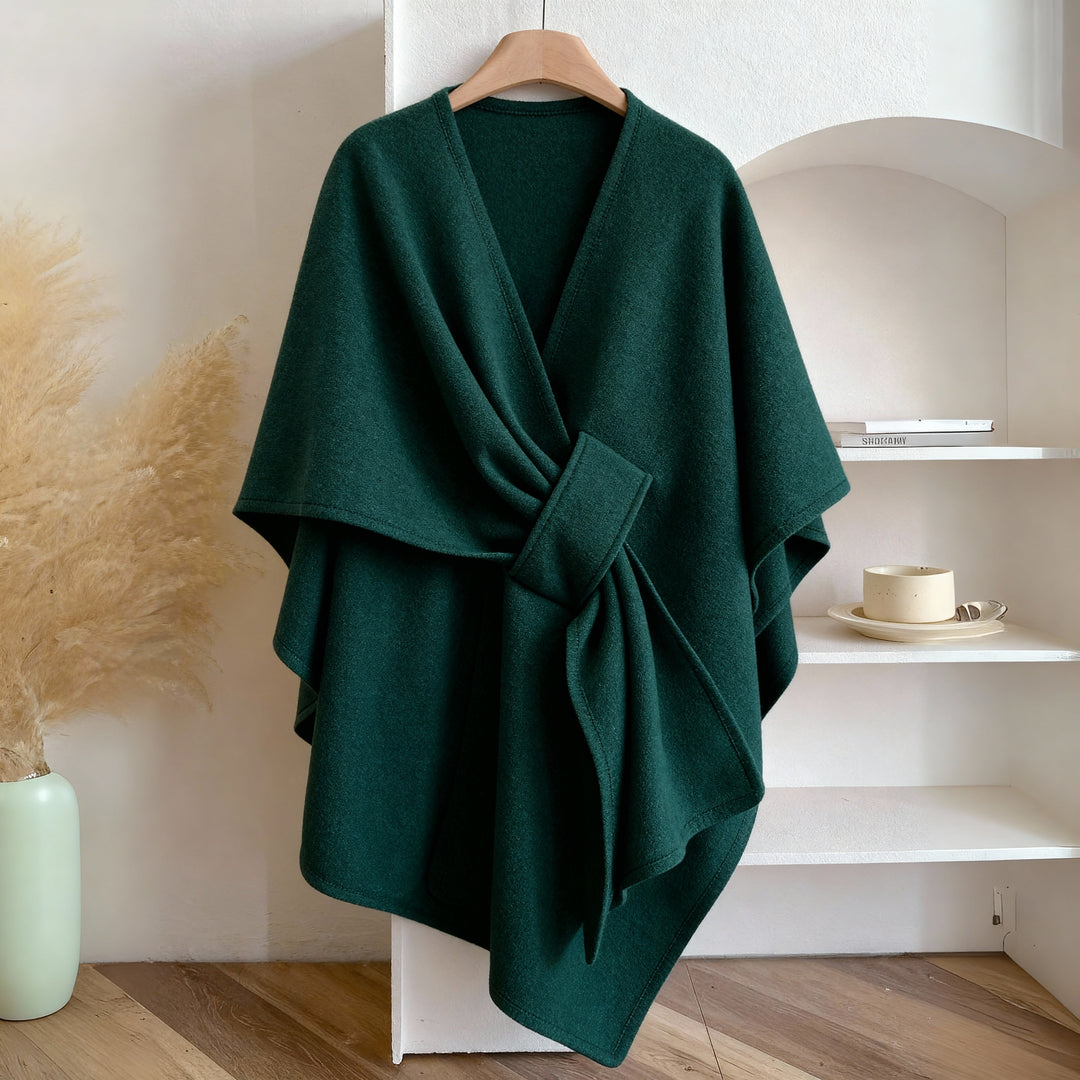 Auren Élise – Luxe Draped Fleece Shawl